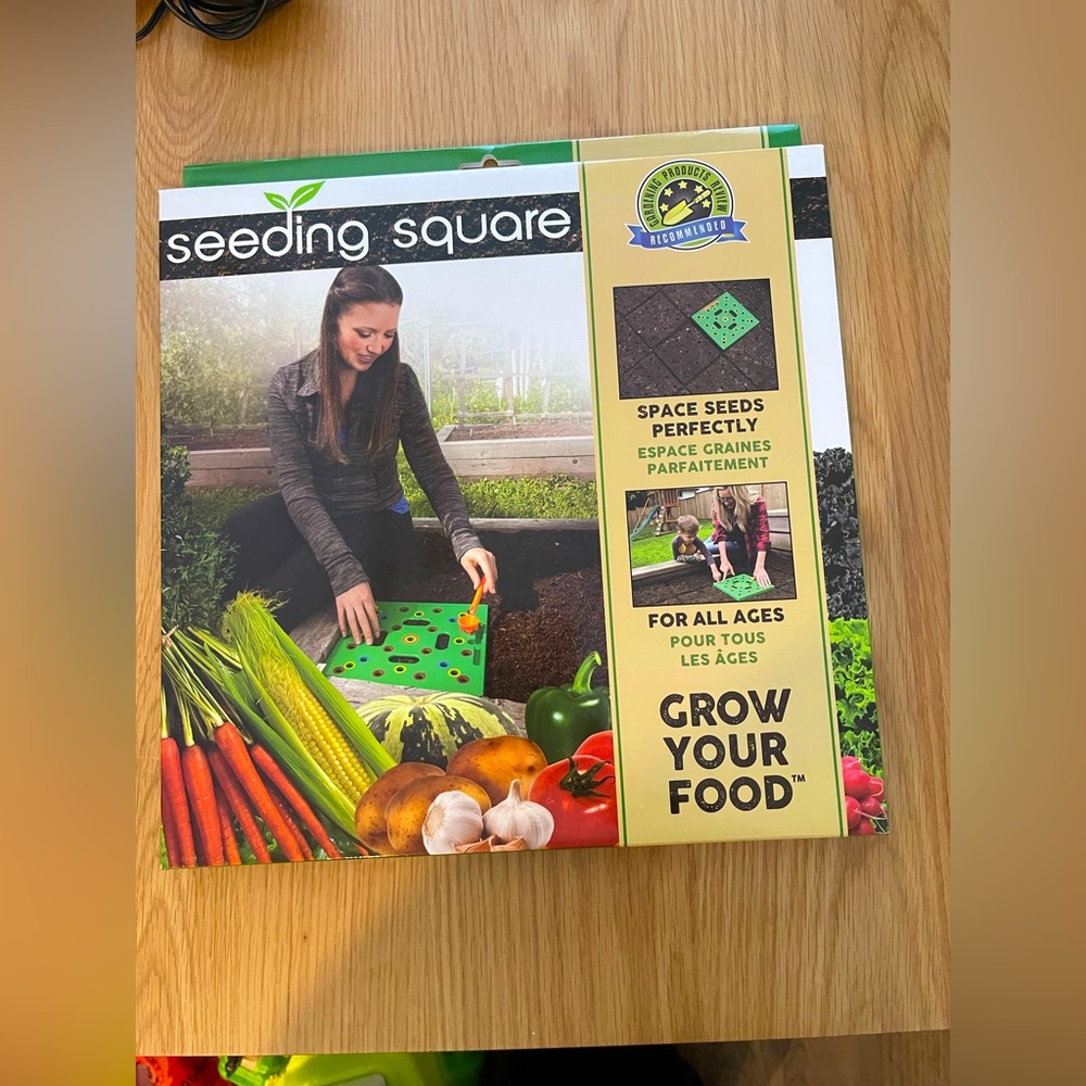 Seeding square new in box